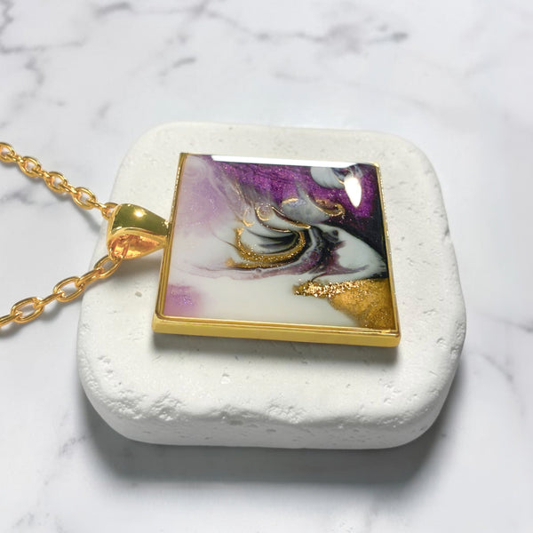 Amethyst Reverie Square Resin Pendant Necklace | Gold