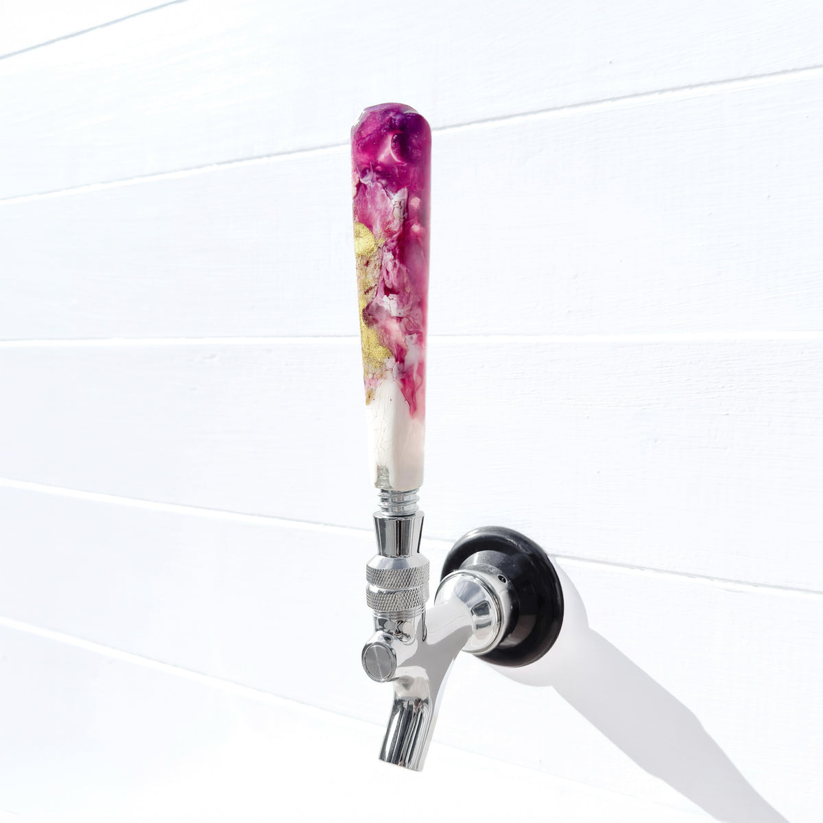 Fuchsia Royale Classic-Shaped Resin Beer Tap Handle