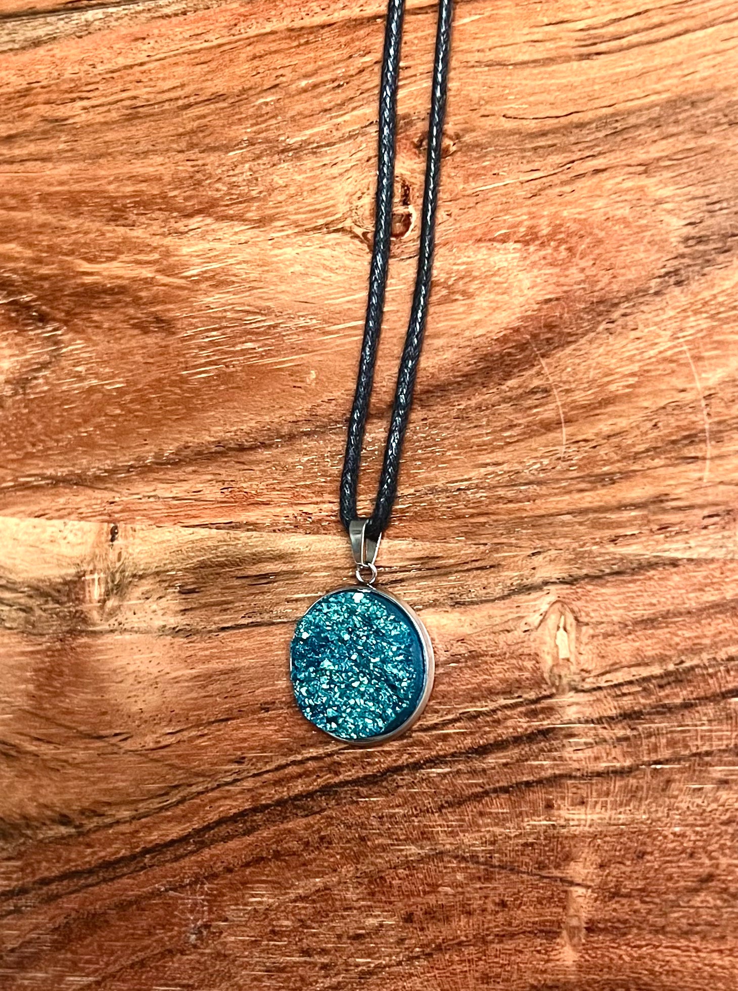 Turquoise-Blue Druzy Resin Necklace | Silver