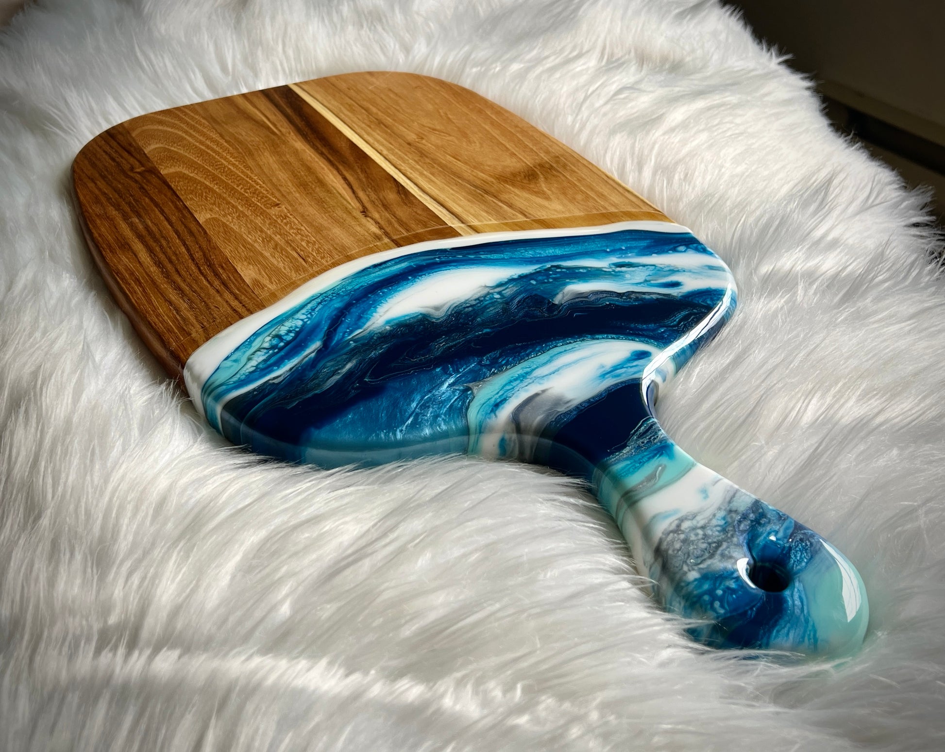 Brilliant Blues Resin-Painted Charcuterie Tray