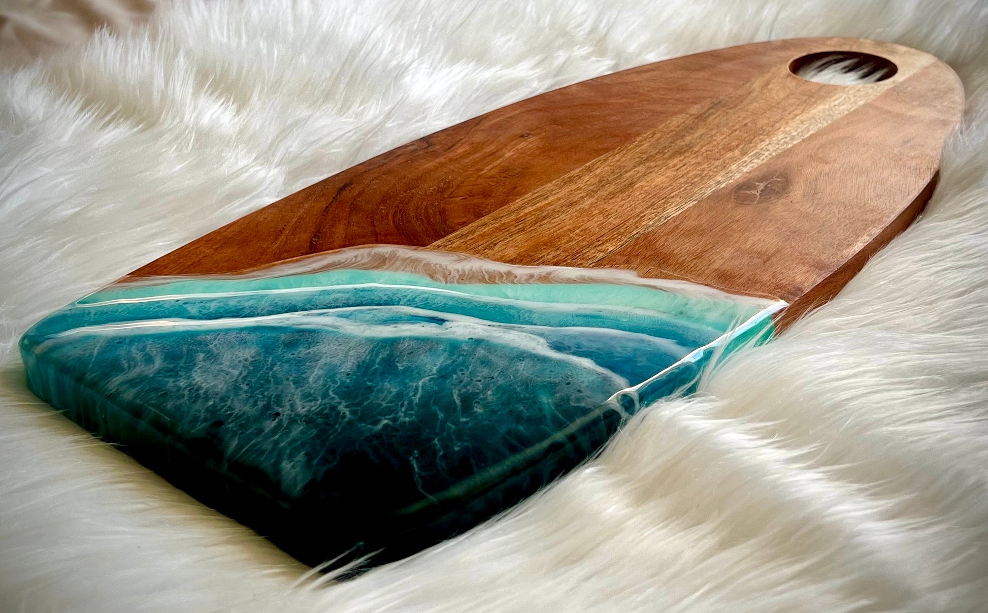 Resin Beach Waves Charcuterie Tray- side view3