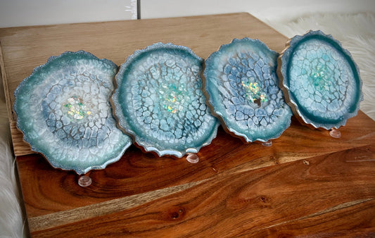 Emerald Green and Light Turquoise-Blue Agate-Shaped Casted Resin Coaster Set