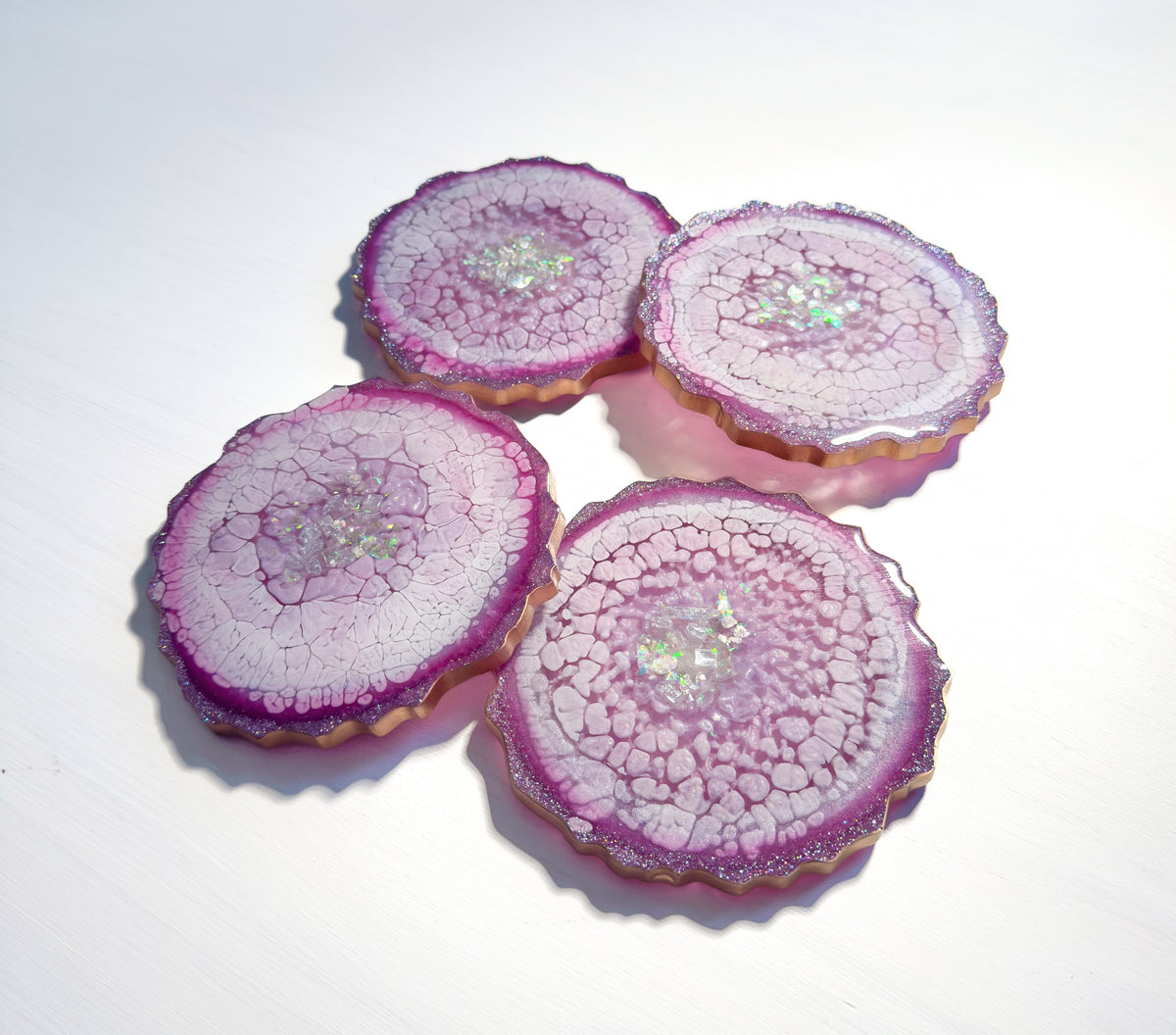 Velvet Garnet Resin Coaster Set – Handcrafted Agate-Inspired Elegance (Set of 4)